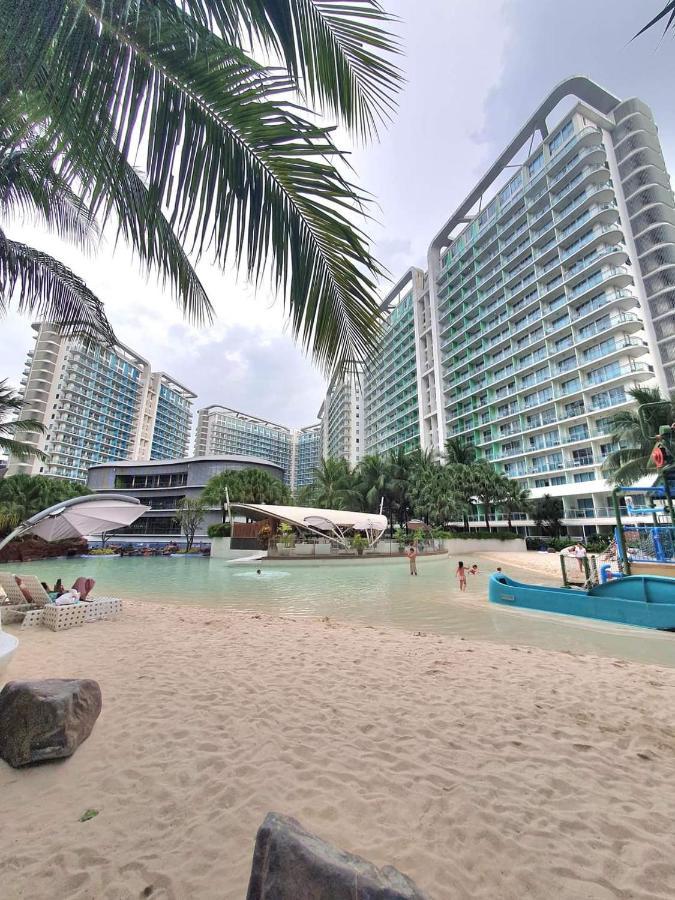 Azure Urban Resort Residences Staycation By Robbyp Manila Exterior photo